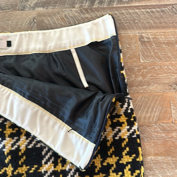 J. Crew Woven black and yellow Mini Skirt size 12 - Picture 3 of 3